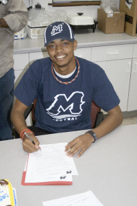 JOHN LEWIS III signed a scholarship offer to play football for Menlo College next fall.
