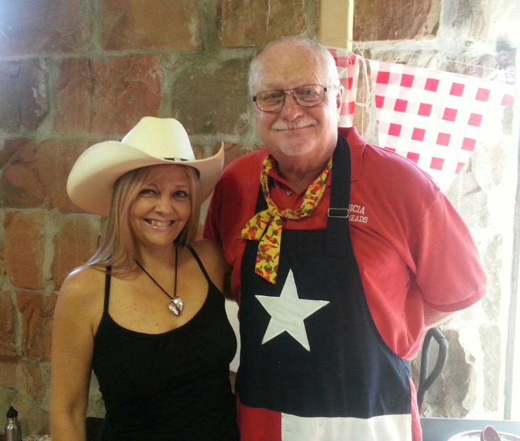 KEN AND CHILI JUDGE ANGELA MARCHANT of The Benicia Herald. Courtesy photo