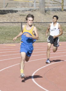 BENICIA’S NICK STROHL is heading back to the Sac-Joaquin Section Divisional championships after winning the SCAC boys 1600 meter title.