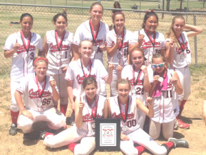 THE BENICIA OUTLAWS 12-under softball team went 4-1 overall and won last weekend’s Get Dirty Tournament in Sacramento.