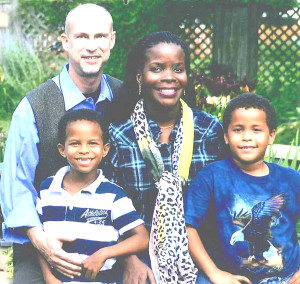DR. JOEL CARPENTER and his wife, Deborah, who is also a doctor,with their 7-year-old twin sons, Scott and Jayce.