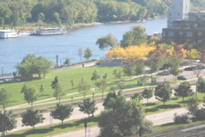 ST. PAUL WITH THE Mississippi River, rail, road and bicycle routes all in one shot.