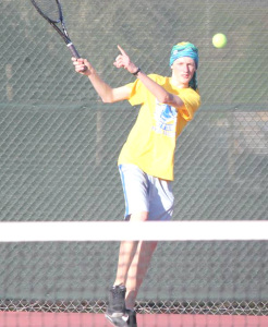ANDERS KNUTSTAD was a 6-0, 6-0 winner in No. 3 singles for Benicia.