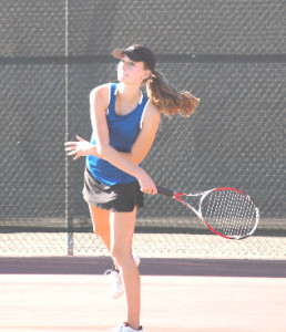 KATIE VOSS moved up to No. 5 singles against Fairfield and cruised to a 6-1, 6-1 victory.