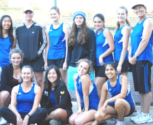 BENICIA HIGH’S girls tennis team swept into the Sac-Joaquin Section Division II semifinals after a dominating victory over visiting Bella Vista on Tuesday.